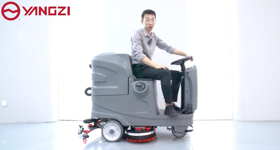 停車(chē)場(chǎng)洗地機(jī)怎么使用