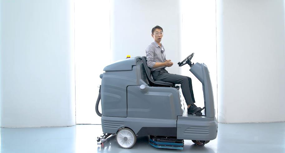 大型洗地機(jī)